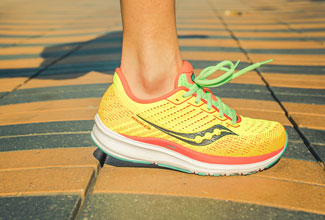 saucony endorphin